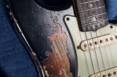 Fender Custom Shop 63 Stratocaster Super Heavy Relic SUper Faded Aged Black-30.jpg